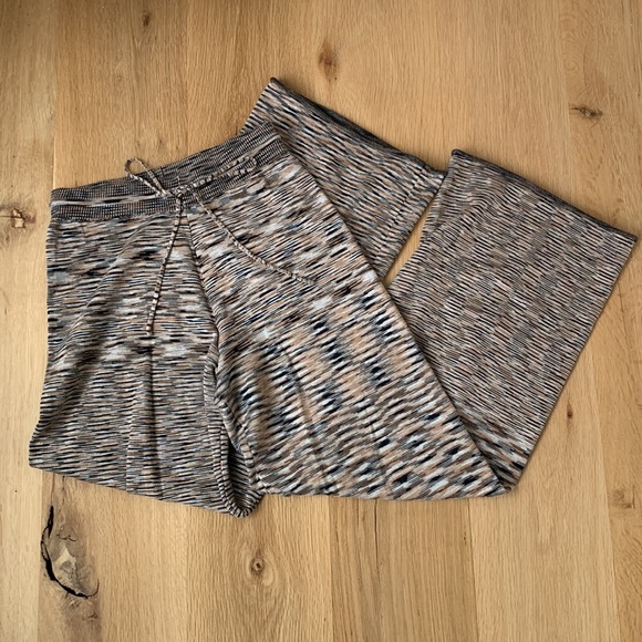 LITTLE LIES Wide Leg Lounge Pant - Picture 10 of 16